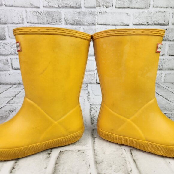 Hunter Original First Classic Youth 10 Boys / 11 Girls Yellow Pull-On Rain Boots - Picture 4 of 10